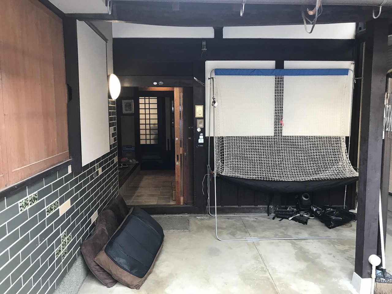 京都府向日市　玄関引戸から開きドアへリニューアル工事