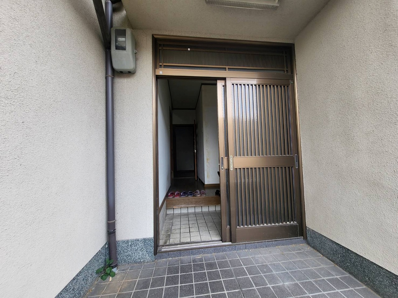 京都府向日市　玄関引戸取替新調工事