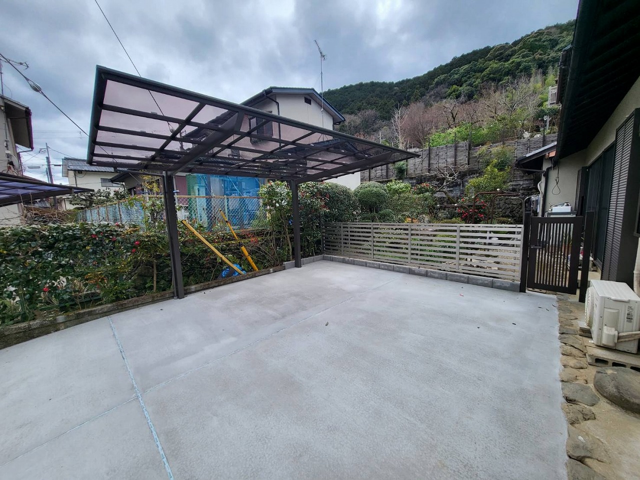 京都市西京区　お庭からガレージ化工事