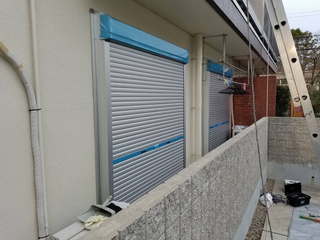 京都市伏見区　窓シャッター雨戸新設工事