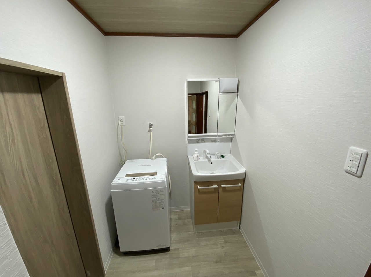 京都市西京区　洗面台リフォーム工事