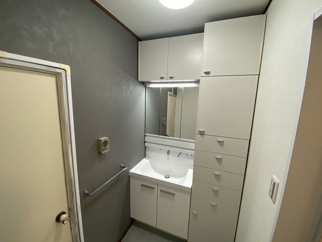 京都市西京区　洗面台リフォーム工事