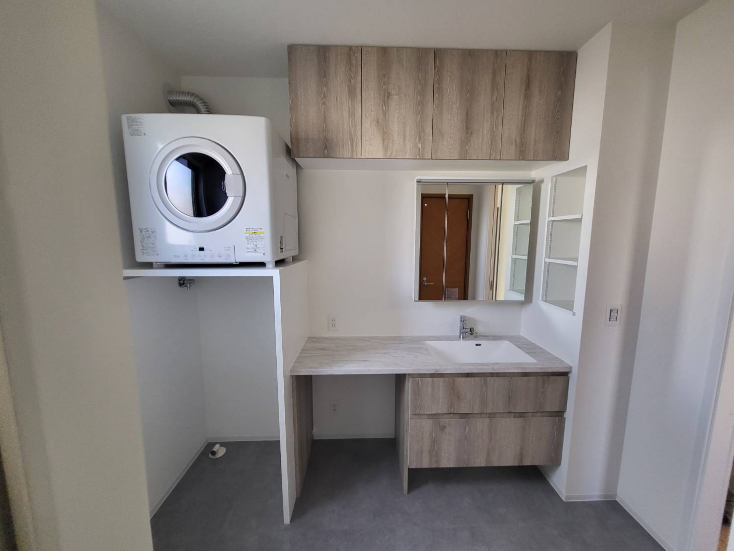 大阪府寝屋川市・戸建て洗面室リフォーム工事