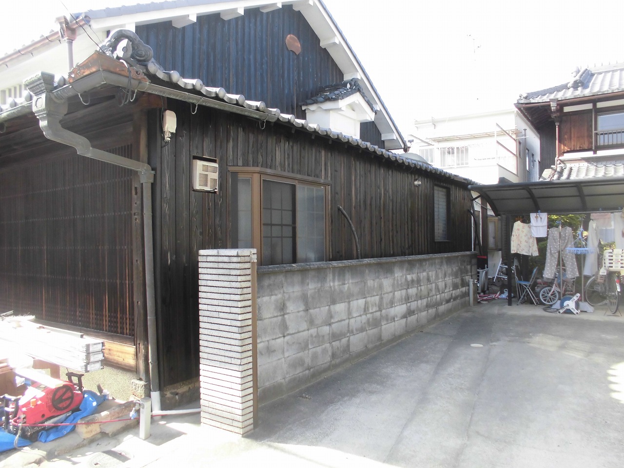 京都府久御山町　外壁焼き板張替え工事