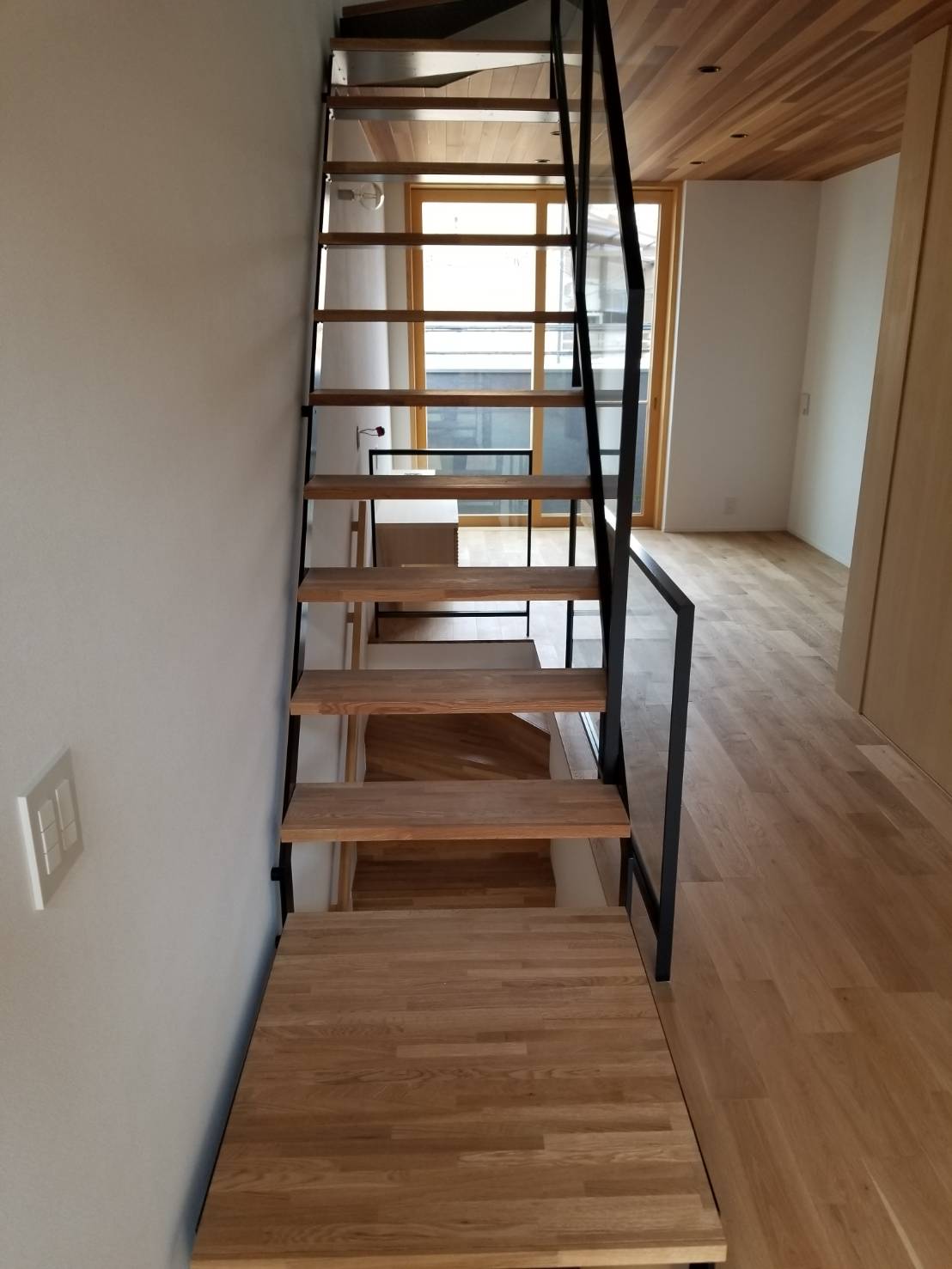 京都市南区　新築オープン階段工事