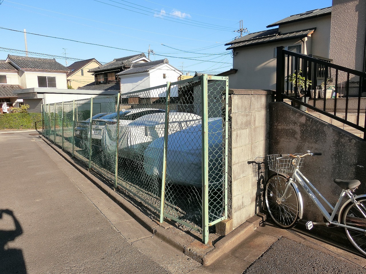 京都府向日市　ガレージフェンスやり替え工事