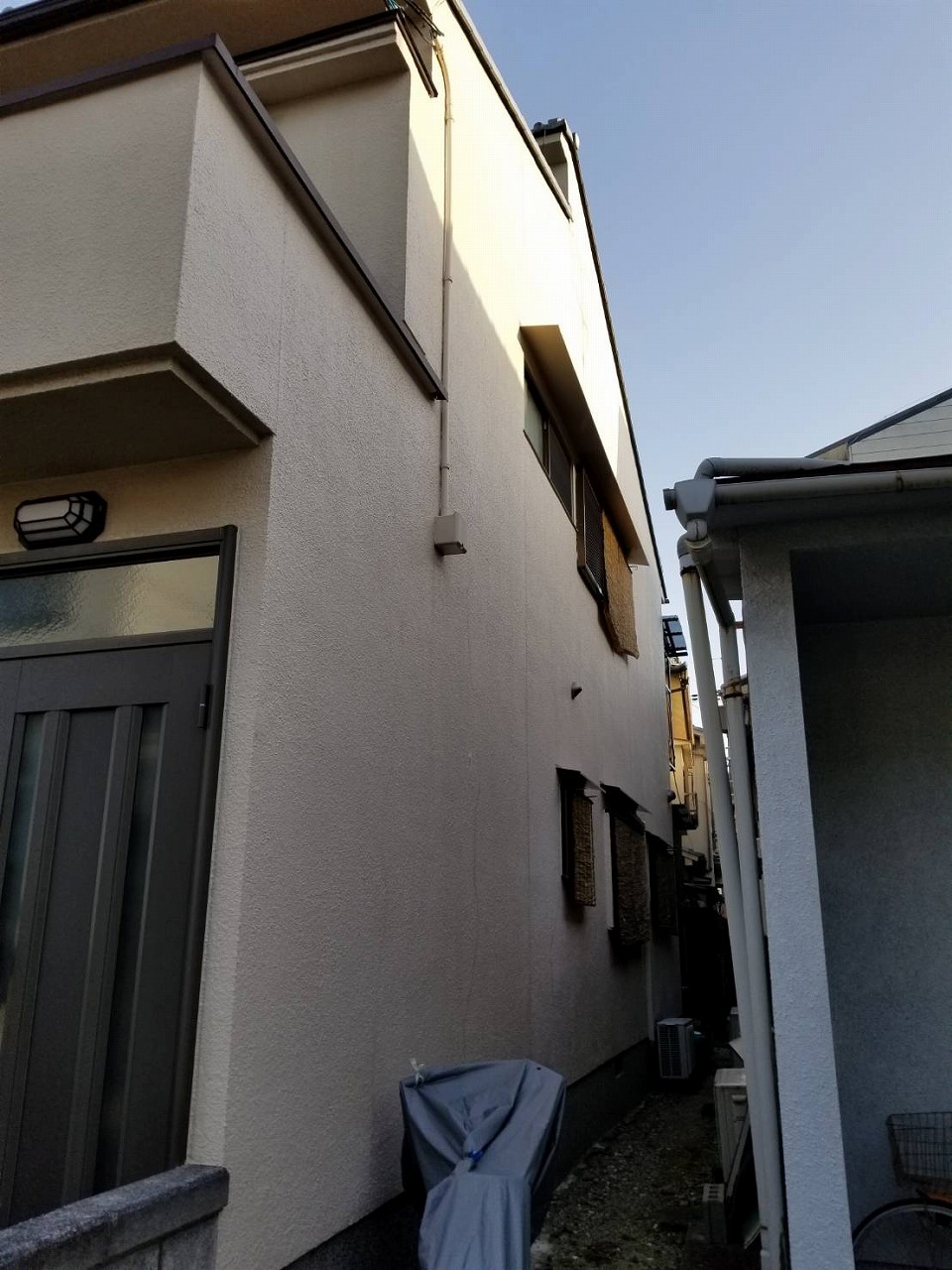 京都府向日市戸建て　外壁モルタル壁からサイディング工事