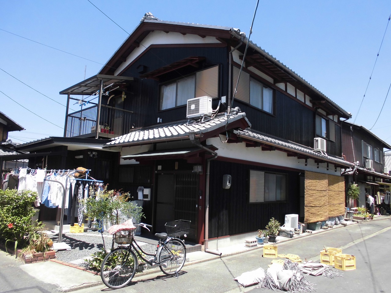 滋賀県　外壁焼板リニューアル工事