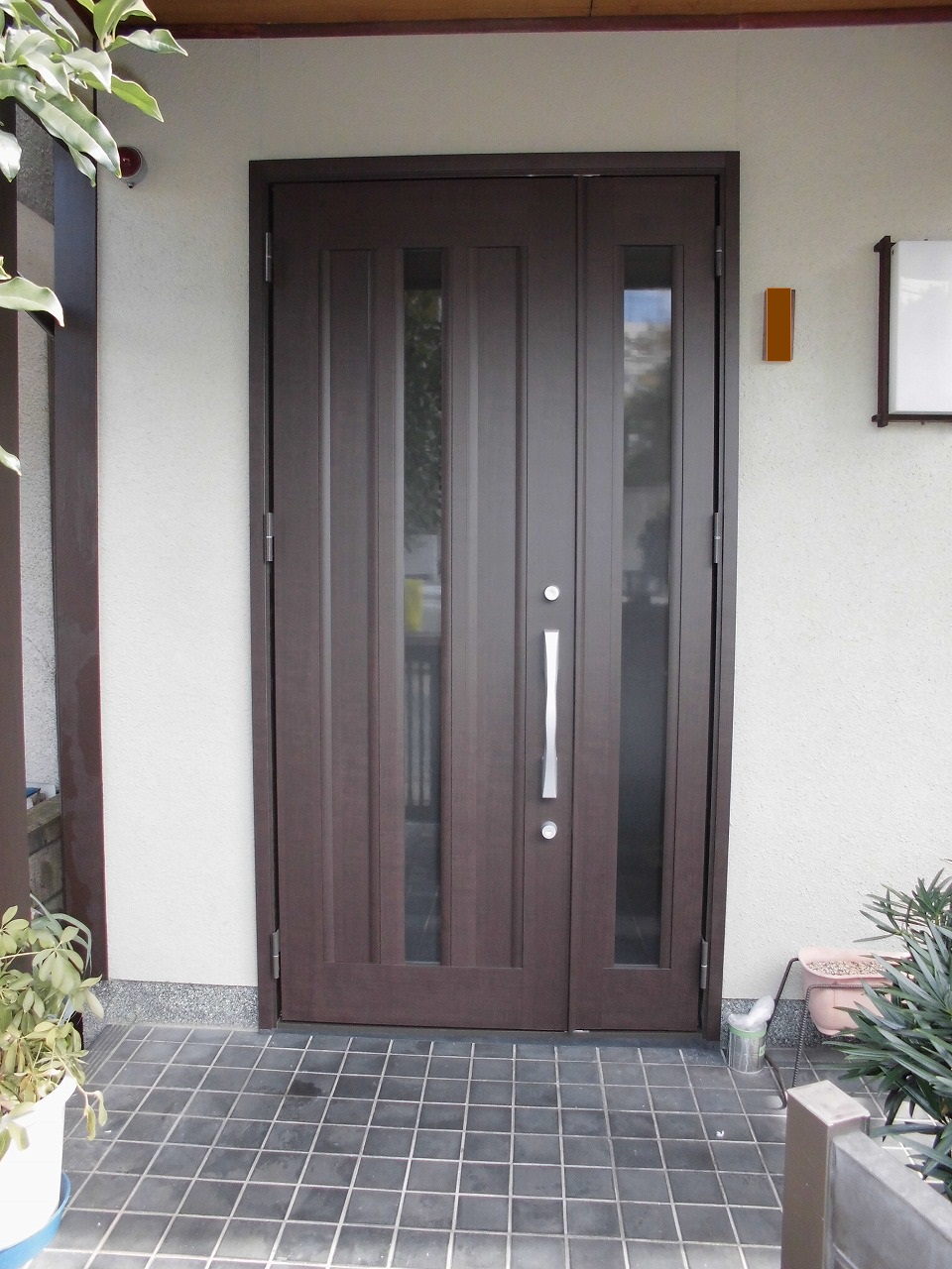 京都府向日市　玄関ドア取替工事