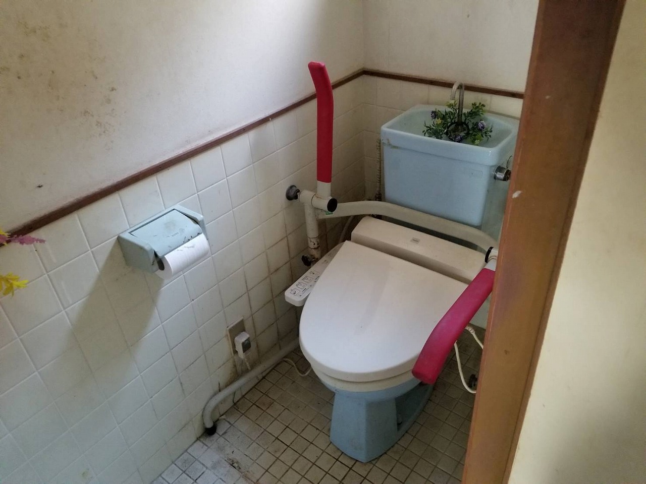 京都府宇治市　戸建てトイレリフォーム工事