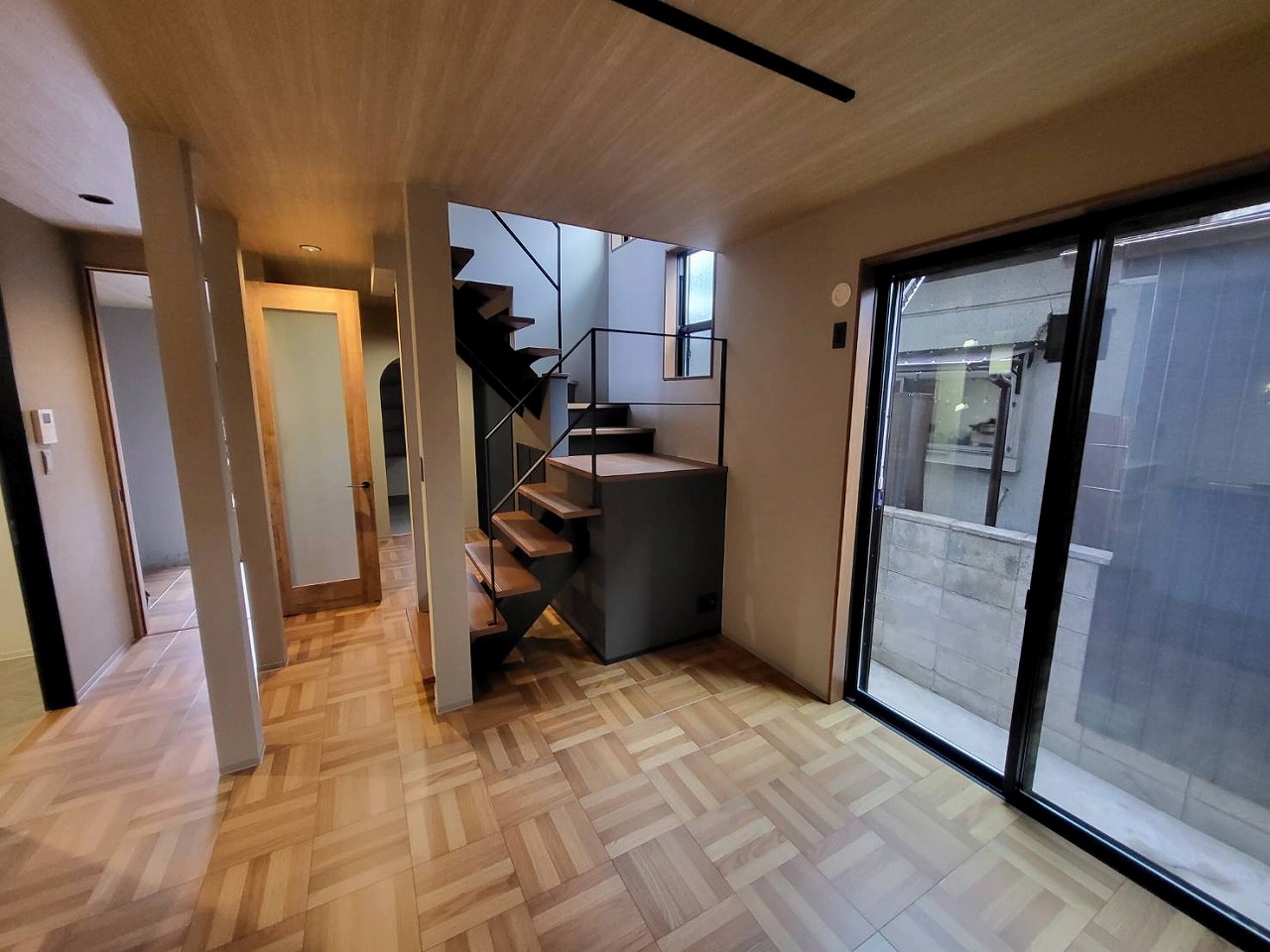 京都府向日市　戸建て全面リノベーション工事