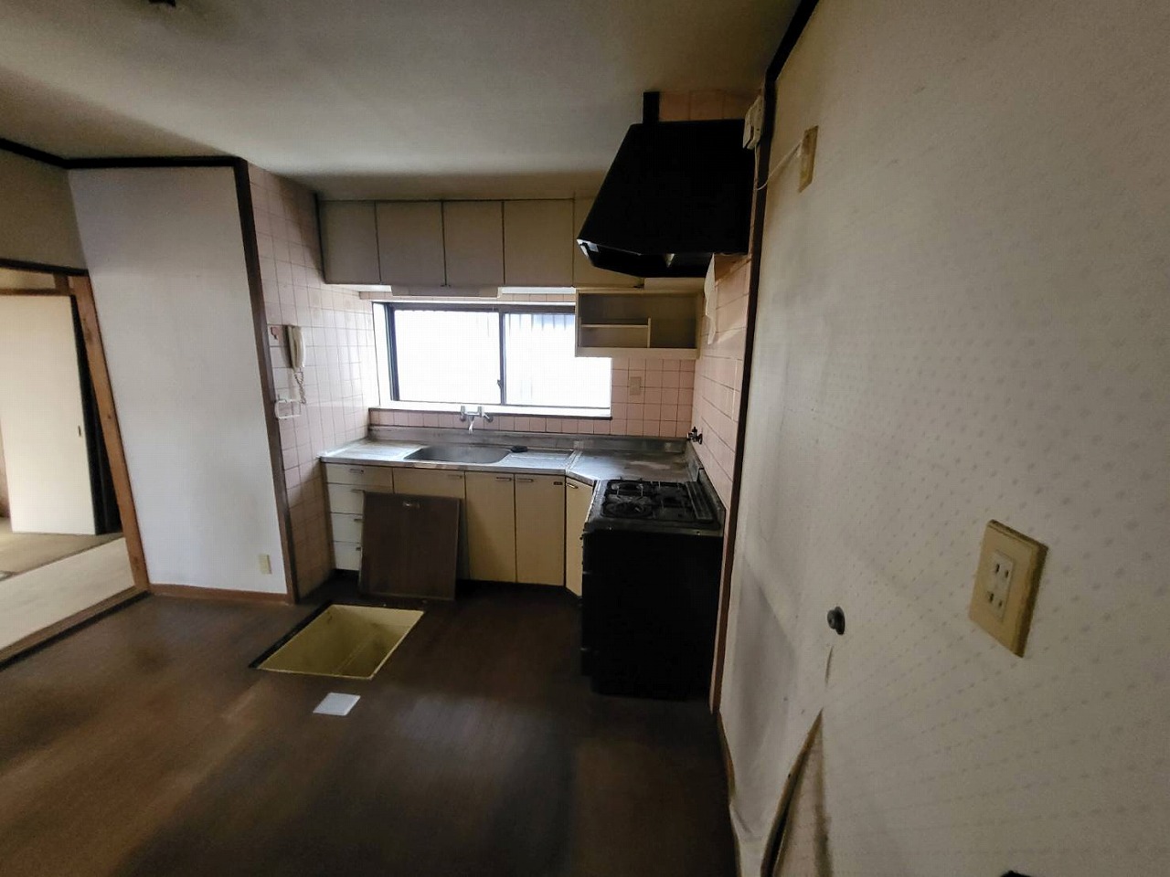 京都府向日市　戸建て全面リノベーション工事