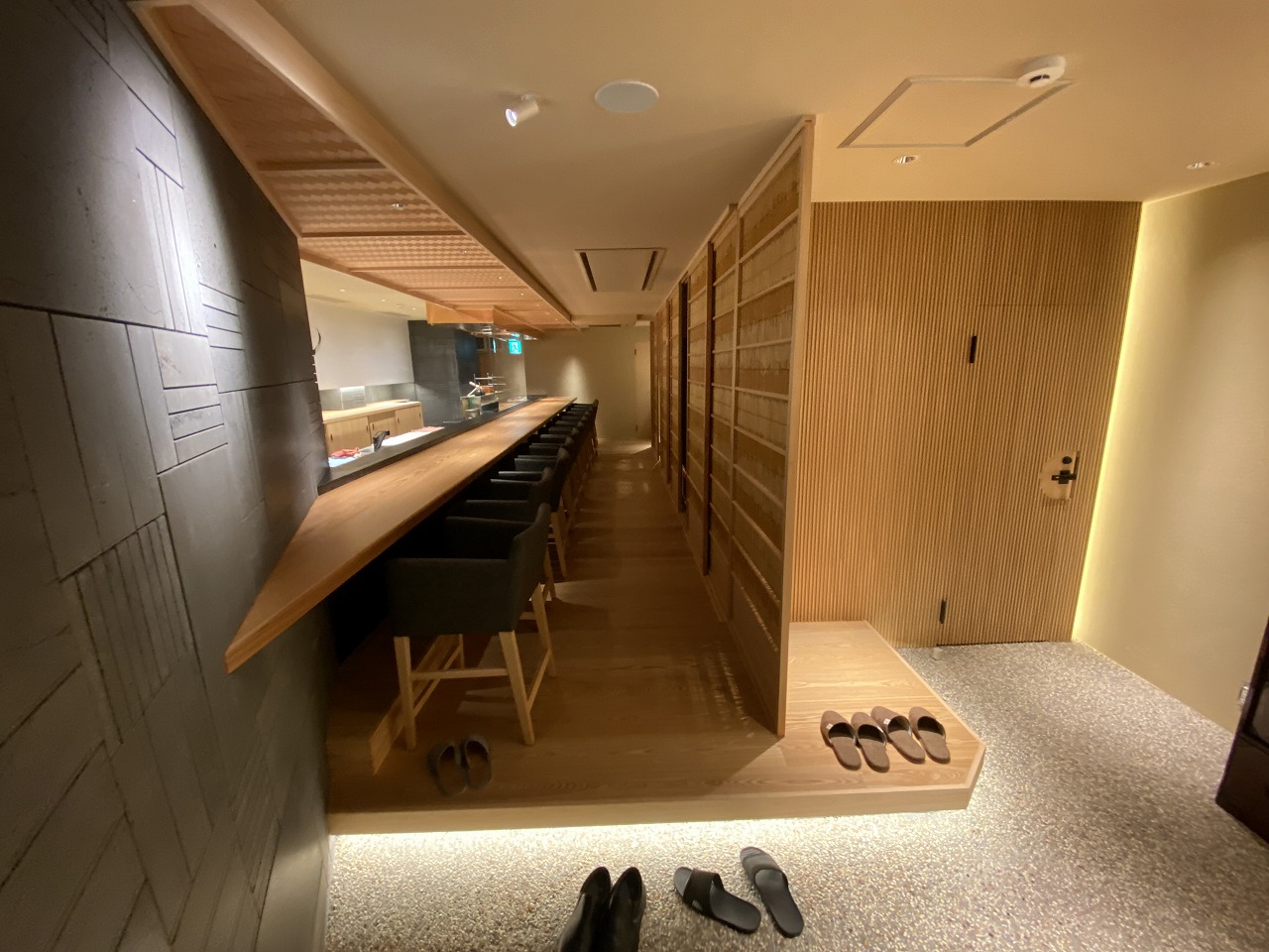 京都市下京区　焼鳥屋さん　鶏匠つじや様店舗新装改修工事