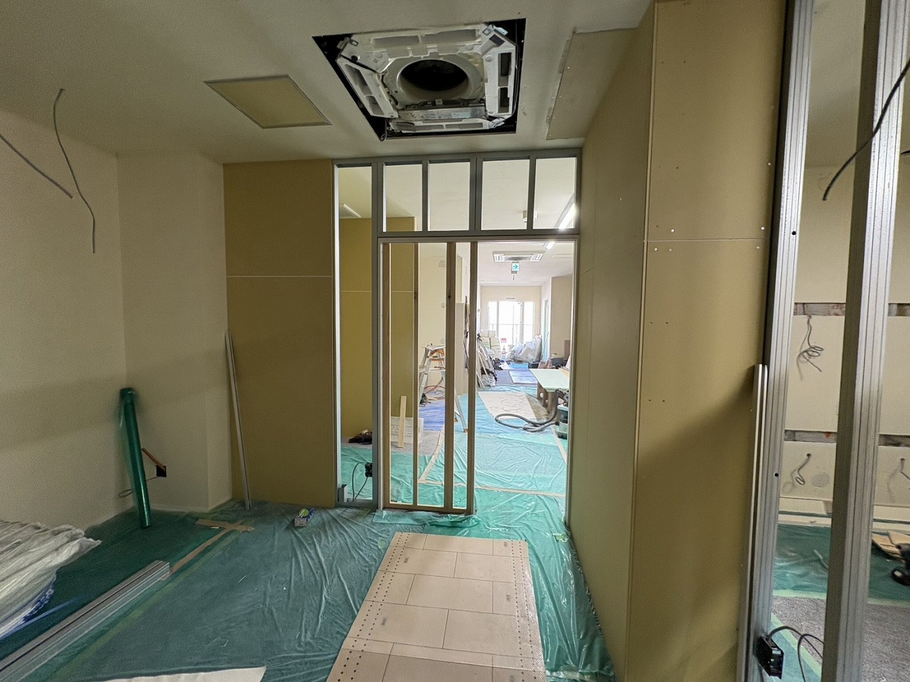 京都市下京区　エステ店舗新装改修工事