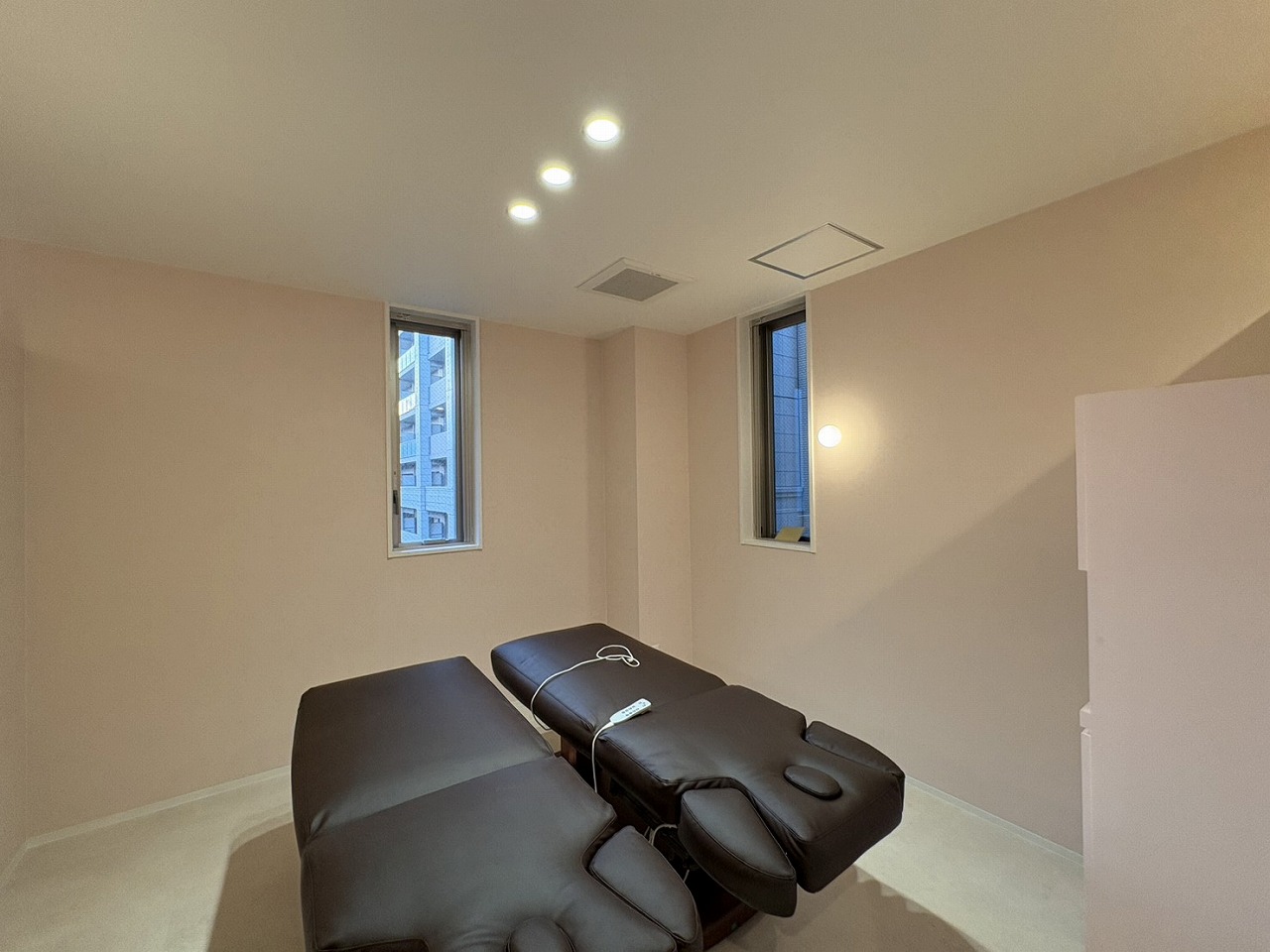 京都市下京区　エステ店舗新装改修工事