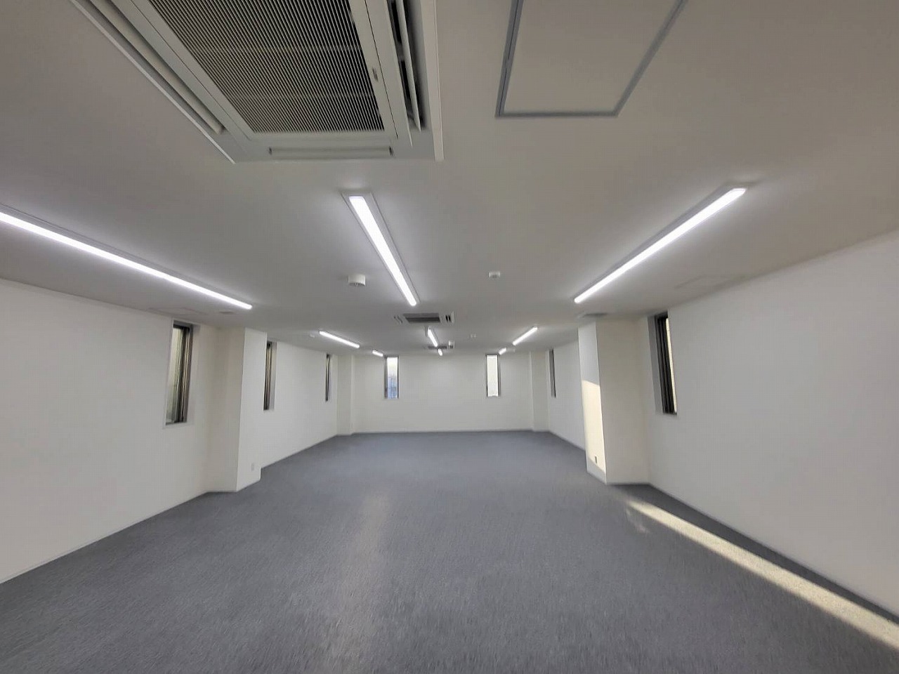 京都市下京区　エステ店舗新装改修工事