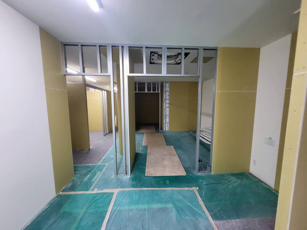 京都市下京区　エステ店舗新装改修工事