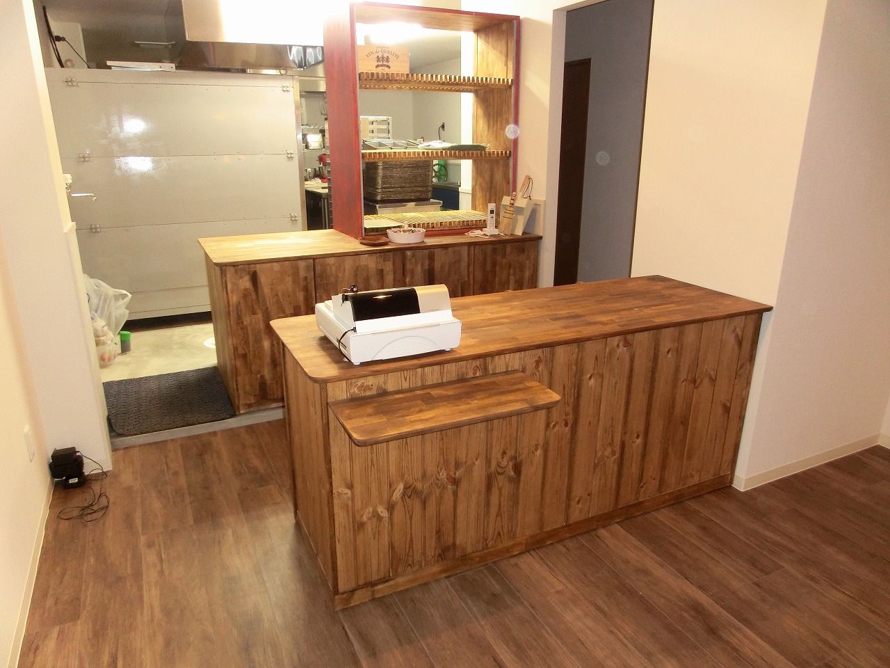 京都市伏見区　パン屋さん店舗新装改修工事