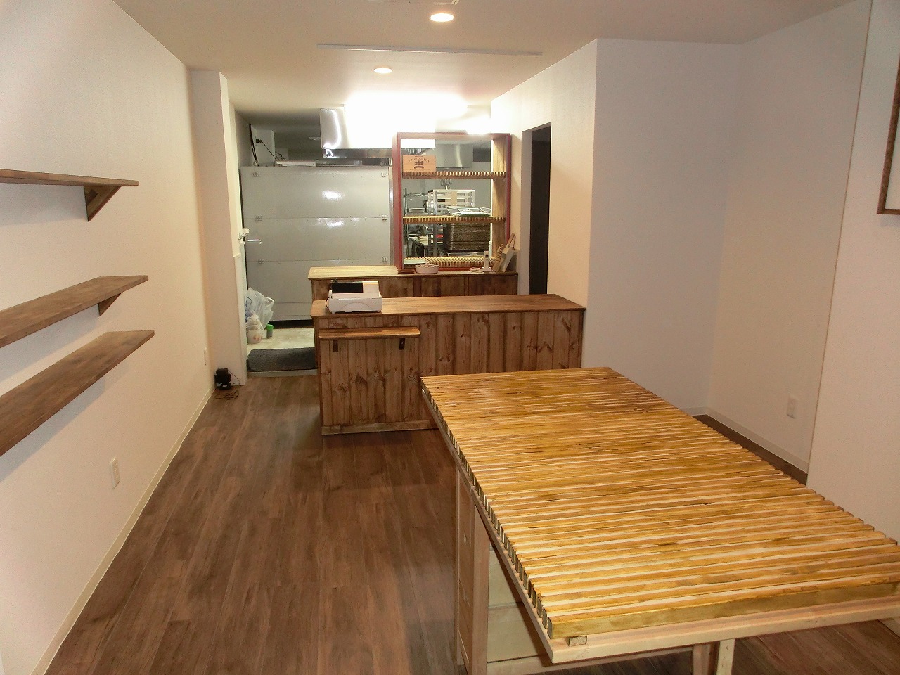 京都市伏見区　パン屋さん店舗新装改修工事