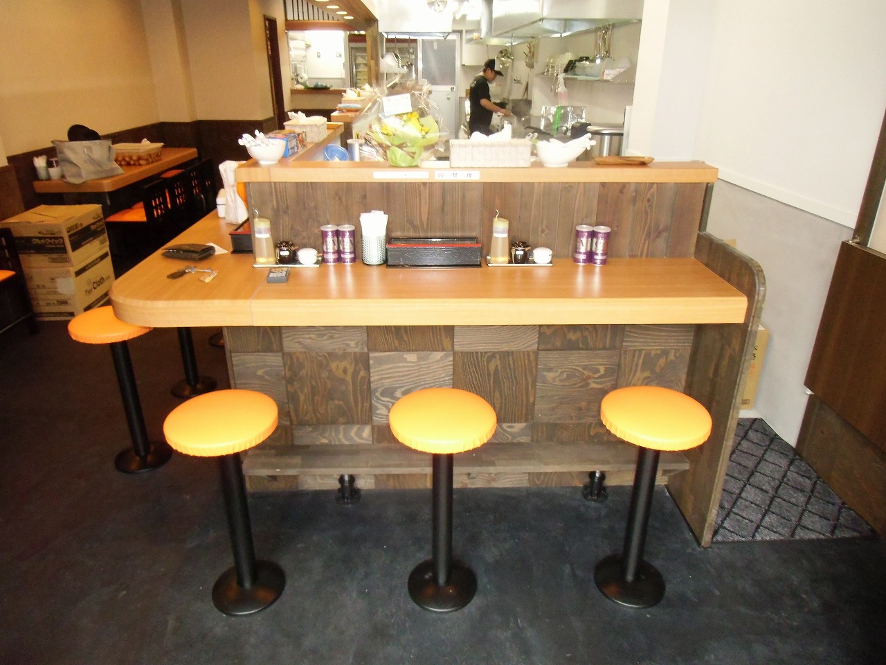 京都市中京区　ラーメン屋さん店舗新装改修工事