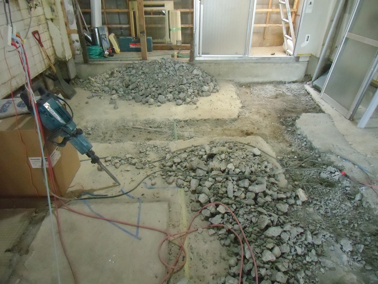 京都市中京区　ラーメン屋さん店舗新装改修工事