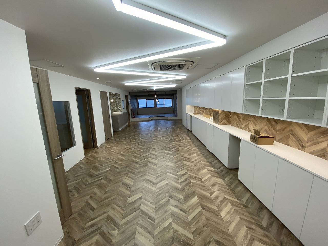 京都市下京区　オフィス新装改修工事