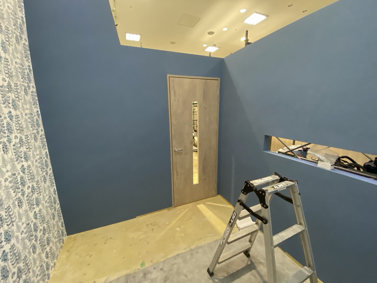 滋賀県草津市　商業施設テナント新装改修工事