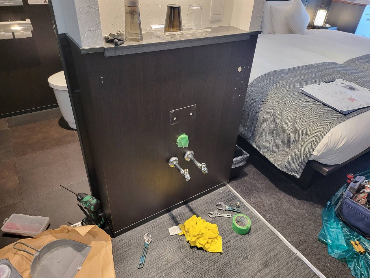 京都市下京区　ホテル手洗いカウンタ―リニューアル工事