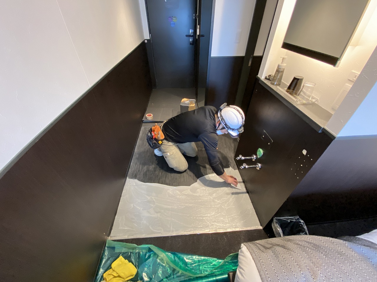 京都市下京区　ホテル手洗いカウンタ―リニューアル工事