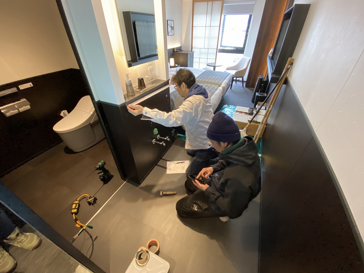 京都市下京区　ホテル手洗いカウンタ―リニューアル工事