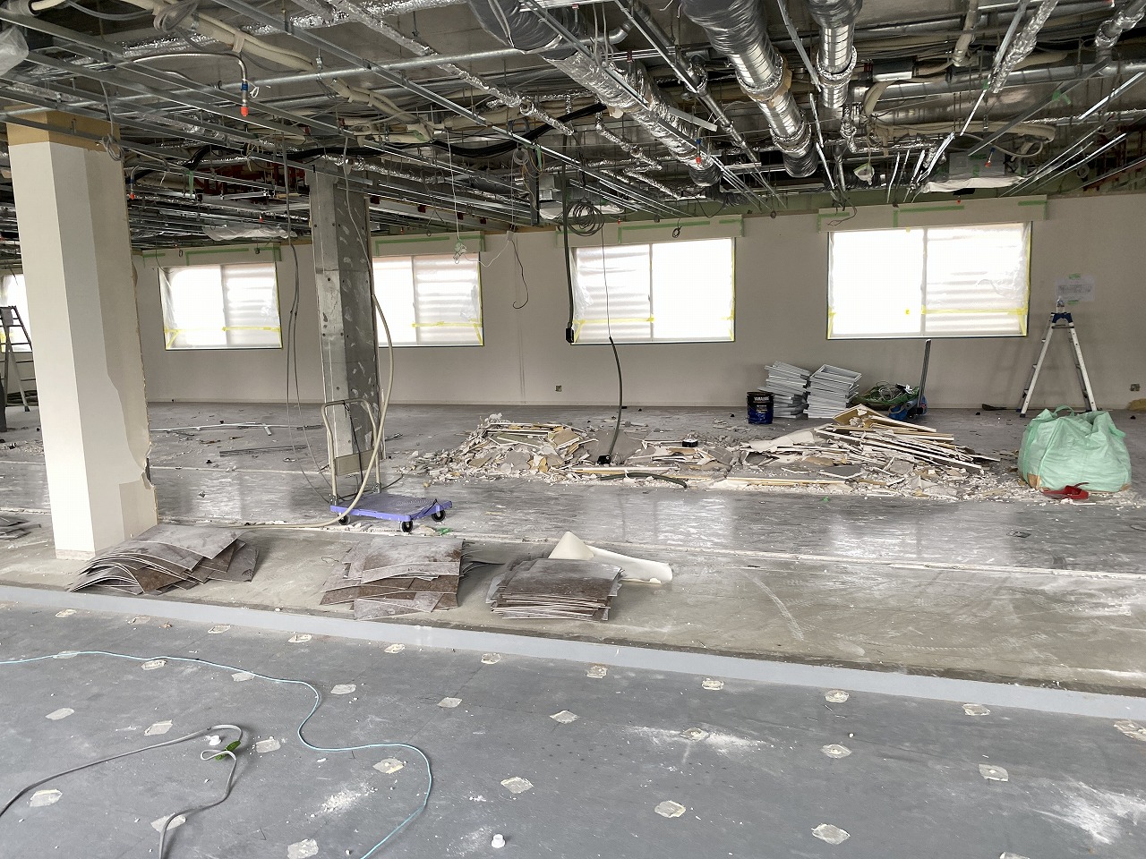 京都府八幡市　病院内改修工事