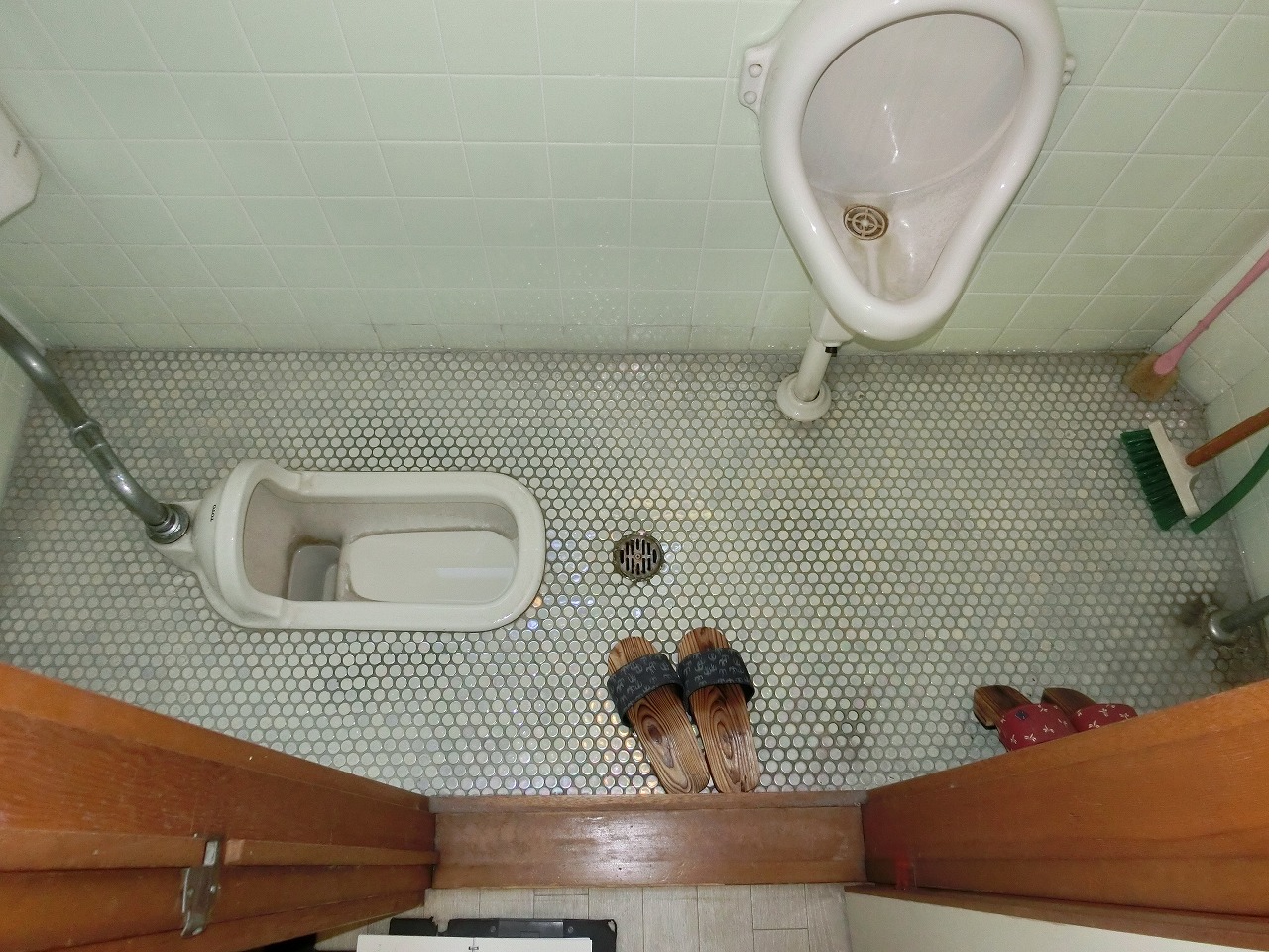 京都府向日市　店舗トイレリニューアル工事