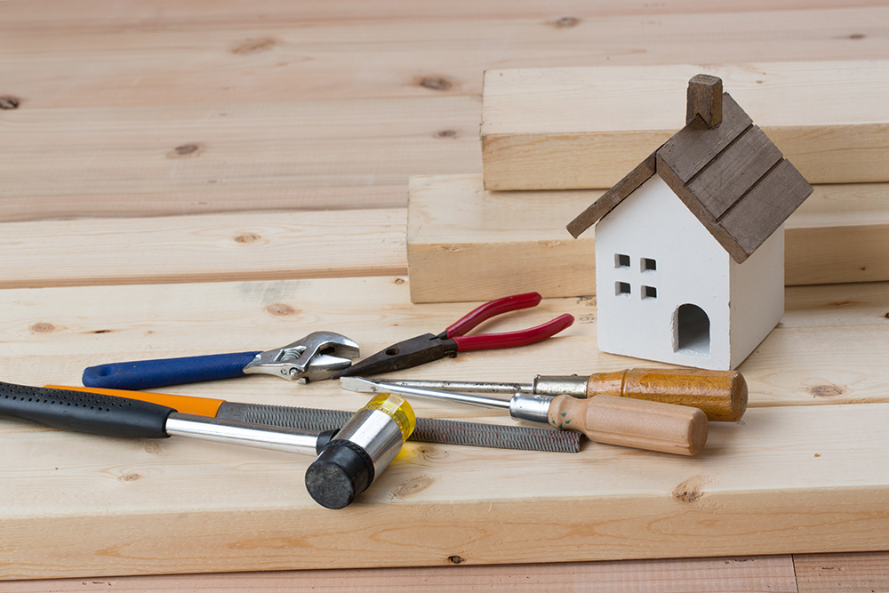 理由1：年間大小含め300件以上の実績と信頼の積み重ね